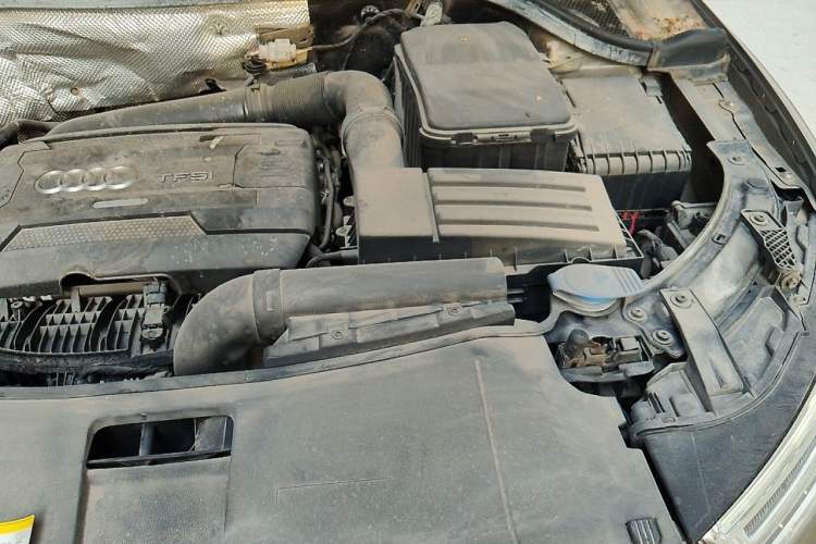 Used Audi Q3 2016 35 TFSI Style Edition Engine Bay Left