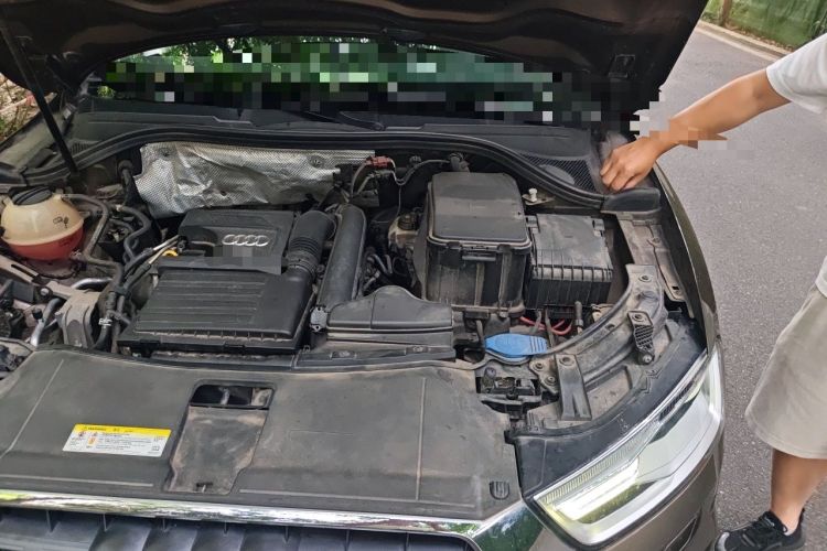 Used Audi Q3 2016 30 TFSI Fashion Model Engine Bay Left