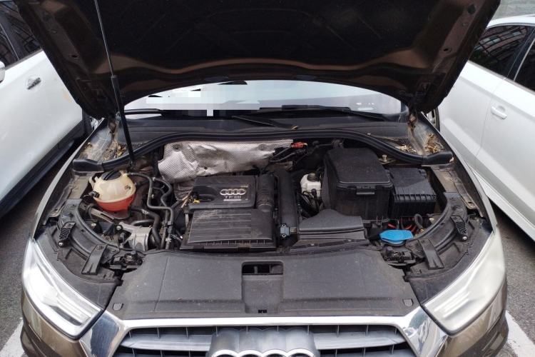 Used Audi Q3 2016 30 TFSI Fashion Model Engine Bay