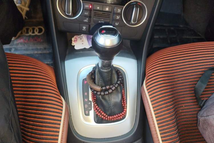 Used Audi Q3 2016 30 TFSI Fashion Model Gear Lever