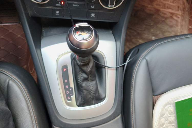 Used Audi Q3 2016 30 TFSI Fashion Model Gear Lever