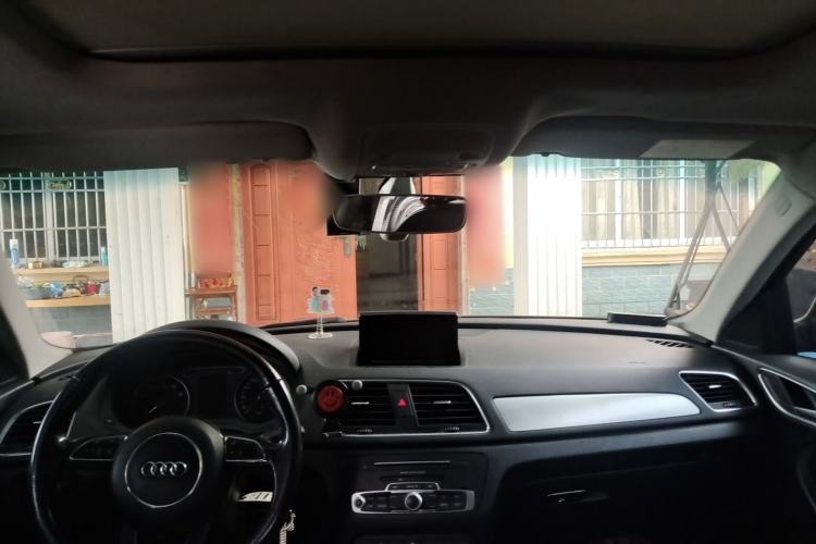Used Audi Q3 2016 35 TFSI Fashion Model Headliner