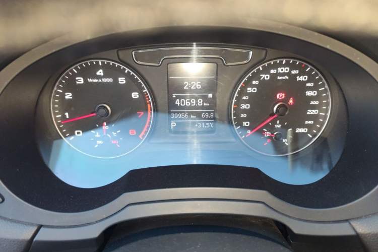 Used Audi Q3 2016 30 TFSI Fashion Model Instrument Cluster