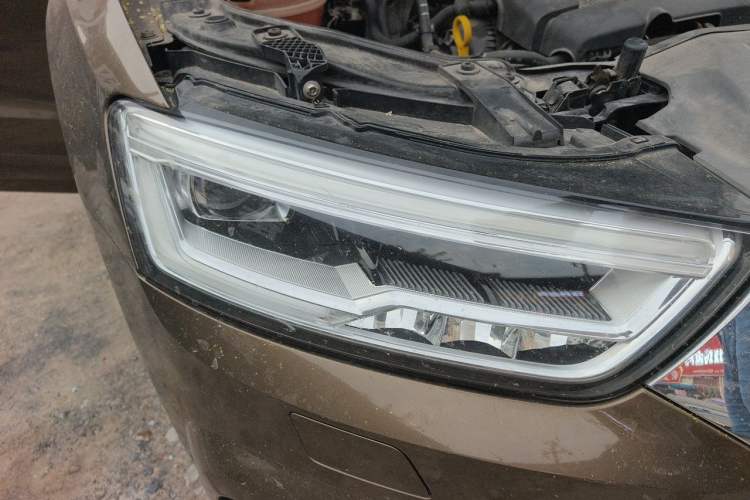 Used Audi Q3 2016 35 TFSI Style Edition Right Front Headlight