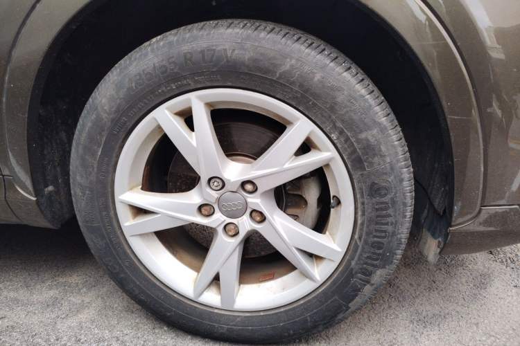 Used Audi Q3 2016 30 TFSI Fashion Model Right Front Wheel Hub