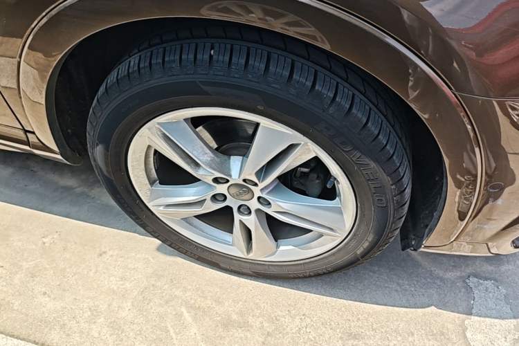 Used Audi Q3 2016 35 TFSI Style Edition Right Front Wheel Hub
