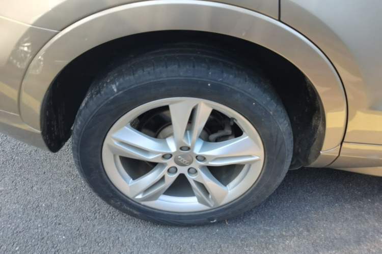 Used Audi Q3 2016 35 TFSI Fashion Model Right Rear Wheel Hub