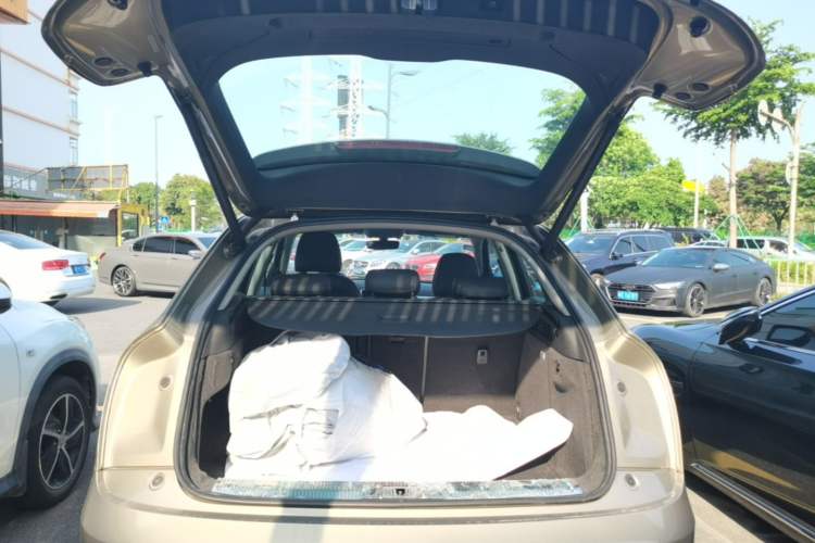 Used Audi Q3 2016 35 TFSI Fashion Model Trunk