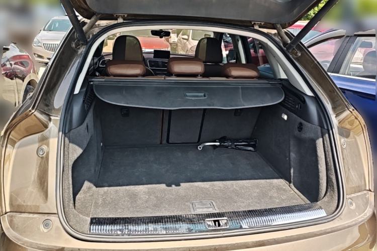 Used Audi Q3 2016 35 TFSI Style Edition Trunk