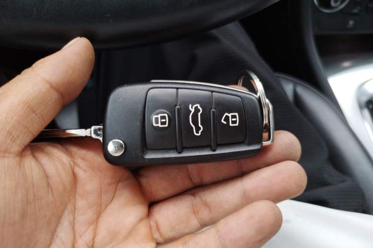 Used Audi Q3 2016 30 TFSI Fashion Model Vehicle Key