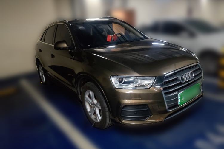 Used Audi Q3 2016 30 TFSI Fashion Model Front Right 45 Deg