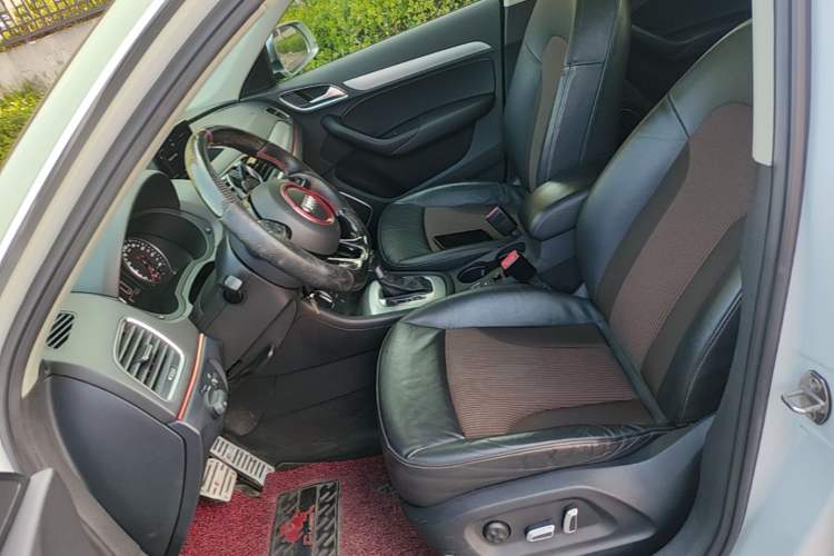 Used Audi Q3 2016 35 TFSI Fashion Model Left Front Seat