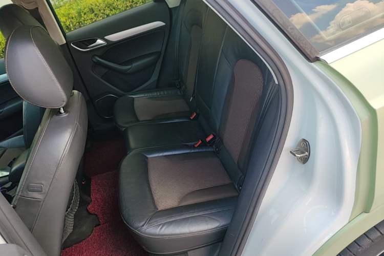 Used Audi Q3 2016 35 TFSI Fashion Model Left Rear Seat