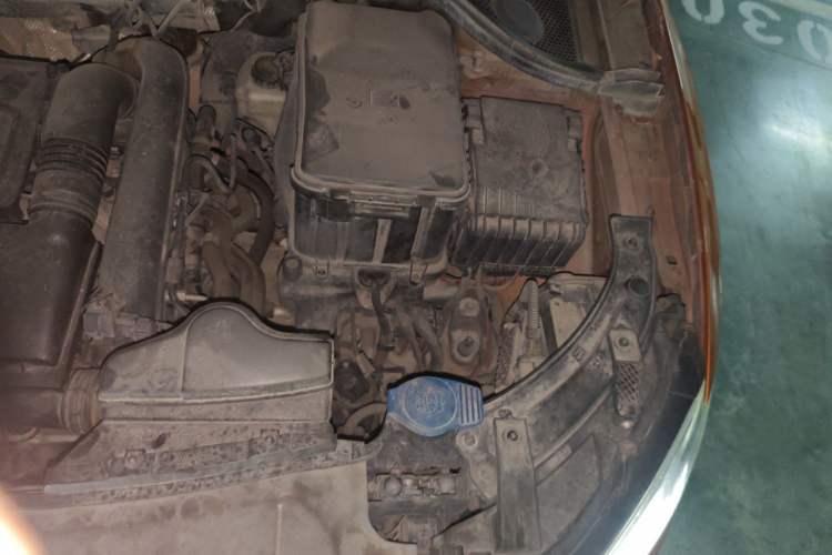 Used Audi Q3 2016 30 TFSI Fashion Model Engine Bay Left