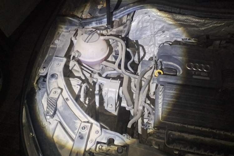 Used Audi Q3 2016 30 TFSI Fashion Model Engine Bay Right