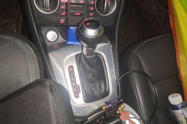 Used Audi Q3 2016 30 TFSI Fashion Model Gear Lever