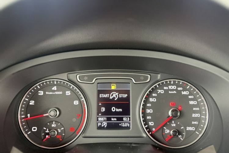 Used Audi Q3 2016 35 TFSI Collection Edition quattro Enjoyment Model Odometer Close Up