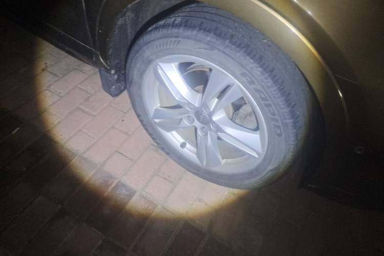 Used Audi Q3 2016 30 TFSI Fashion Model Right Front Wheel Hub