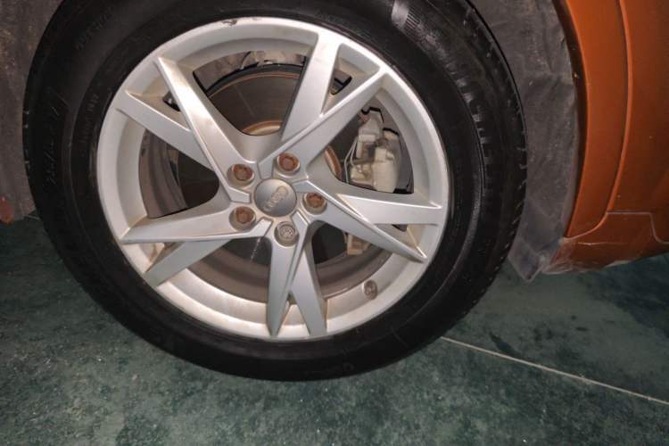 Used Audi Q3 2016 30 TFSI Fashion Model Right Front Wheel Hub