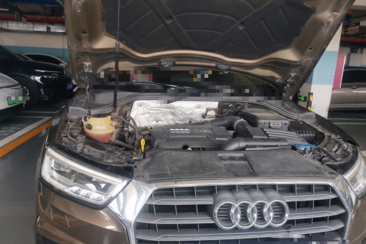 Used Audi Q3 2016 35 TFSI Style Edition Engine Bay Right