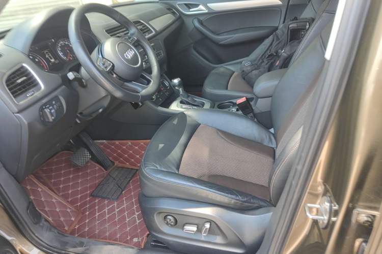 Used Audi Q3 2016 35 TFSI Fashion Model Left Front Seat