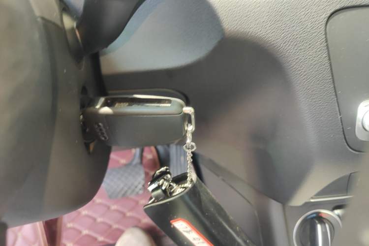 Used Audi Q3 2016 35 TFSI Fashion Model Vehicle Key