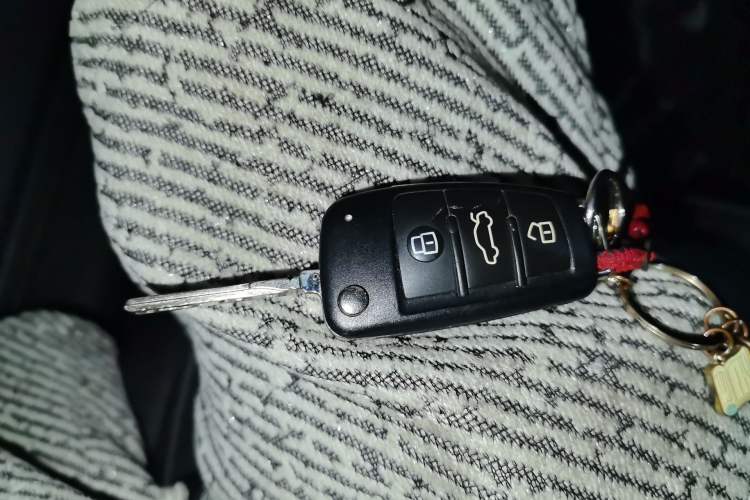 Used Audi Q3 2016 30 TFSI Fashion Model Vehicle Key