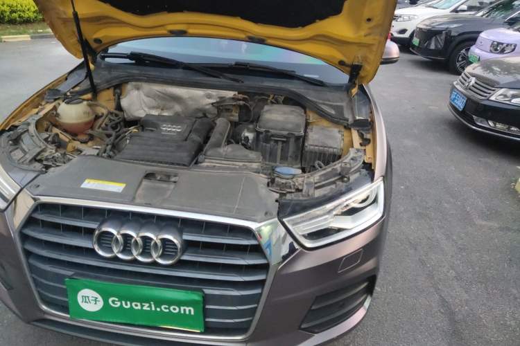 Used Audi Q3 2016 30 TFSI Fashion Model Engine Bay Left