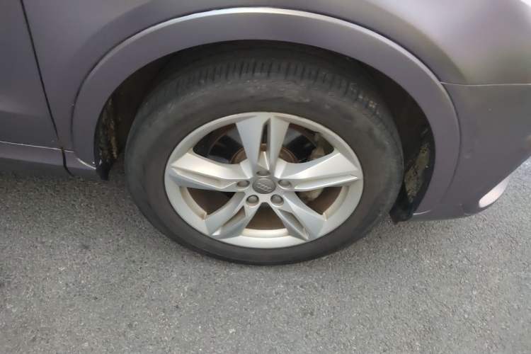 Used Audi Q3 2016 30 TFSI Fashion Model Right Front Wheel Hub