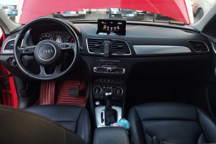Used Audi Q3 2016 30 TFSI Fashion Model Center Console