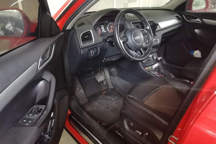 Used Audi Q3 2016 30 TFSI Fashion Model Driver Seat
