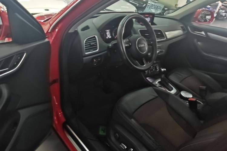 Used Audi Q3 2016 30 TFSI Standard Model Driver Seat