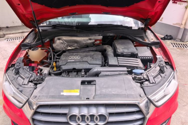 Used Audi Q3 2016 35 TFSI Fashion Model Engine Bay