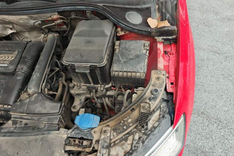 Used Audi Q3 2016 30 TFSI Fashion Model Engine Bay Left