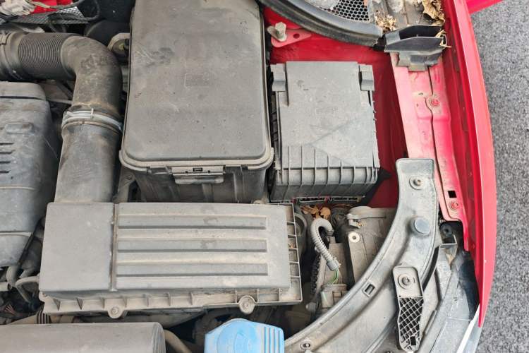 Used Audi Q3 2016 35 TFSI Fashion Model Engine Bay Left
