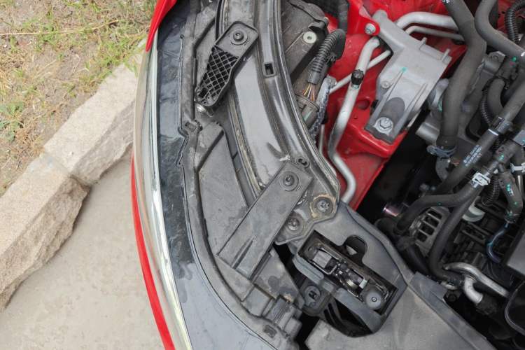 Used Audi Q3 2016 30 TFSI Fashion Model Engine Bay Right