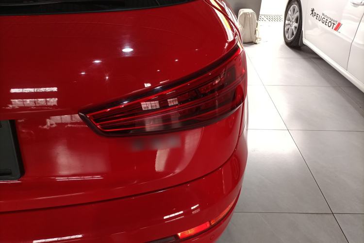 Used Audi Q3 2016 35 TFSI Fashion Model Exterior 3