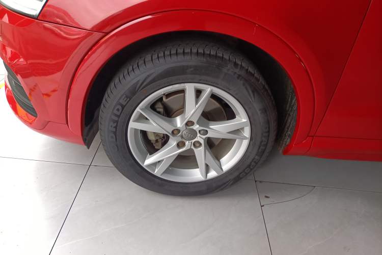 Used Audi Q3 2016 35 TFSI Fashion Model Exterior 4