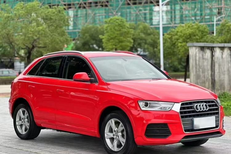 Used Audi Q3 2016 30 TFSI Fashion Model Front Right 45 Deg