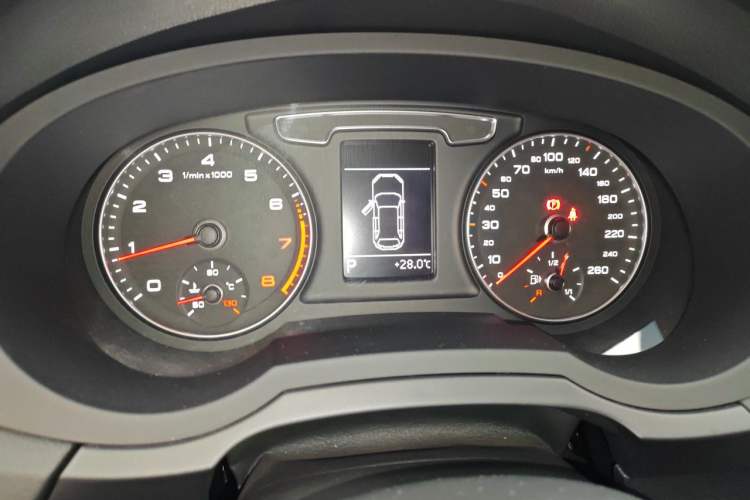 Used Audi Q3 2016 30 TFSI Fashion Model Instrument Cluster