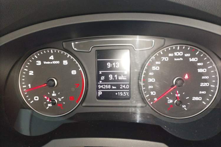 Used Audi Q3 2016 35 TFSI Fashion Model Instrument Cluster