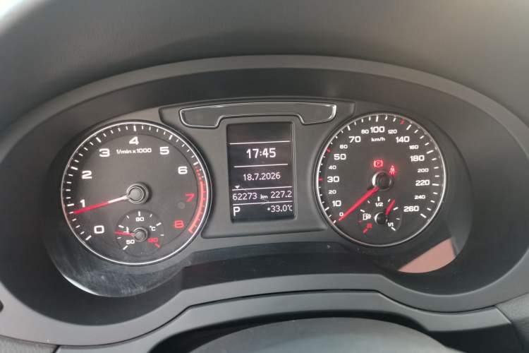 Used Audi Q3 2016 30 TFSI Fashion Model Instrument Cluster