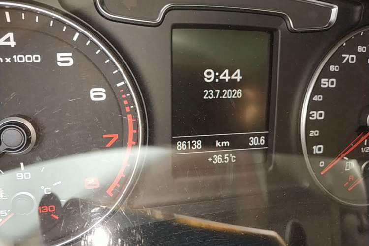 Used Audi Q3 2016 35 TFSI Style Edition Instrument Cluster