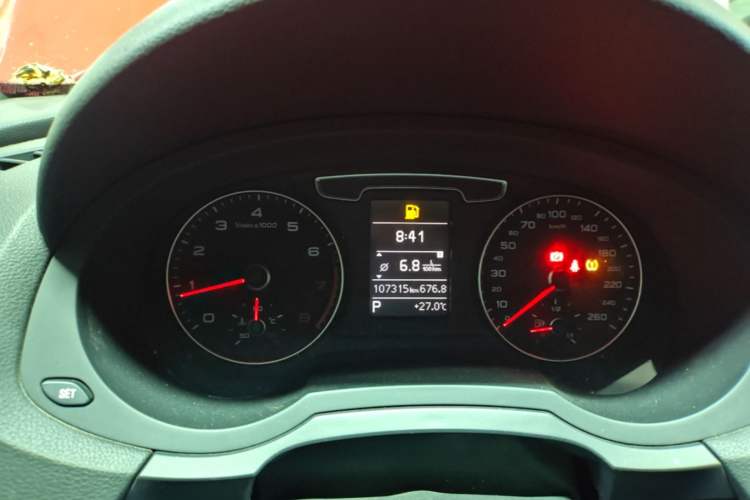 Used Audi Q3 2016 30 TFSI Fashion Model Instrument Cluster