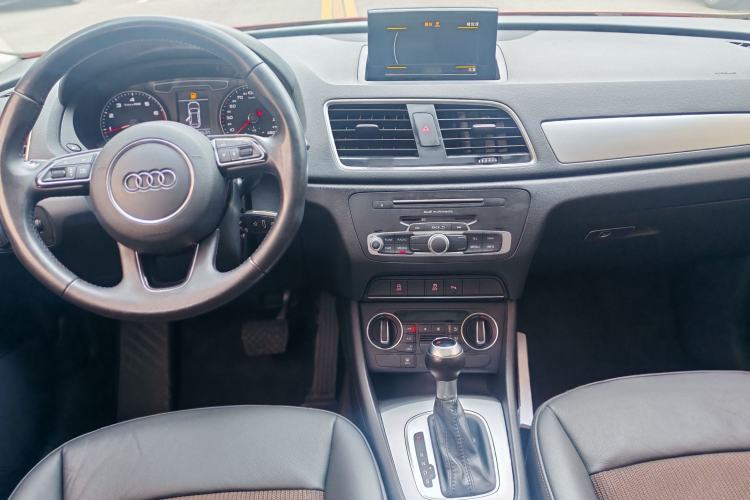 Used Audi Q3 2016 30 TFSI Fashion Model Interior 1