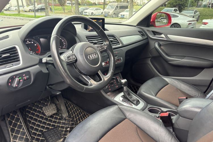 Used Audi Q3 2016 35 TFSI Fashion Model Interior 3