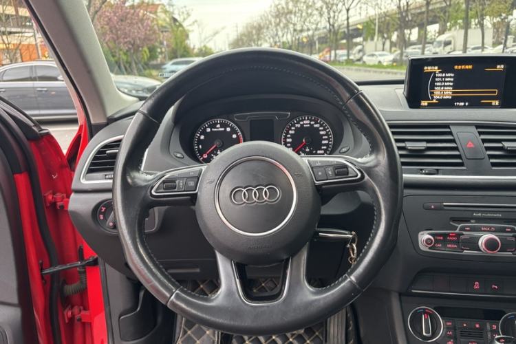 Used Audi Q3 2016 35 TFSI Fashion Model Interior 5