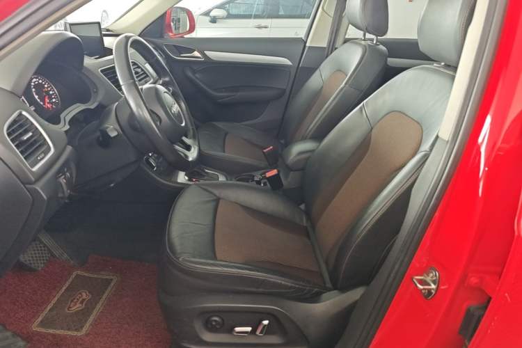 Used Audi Q3 2016 30 TFSI Fashion Model Left Front Seat