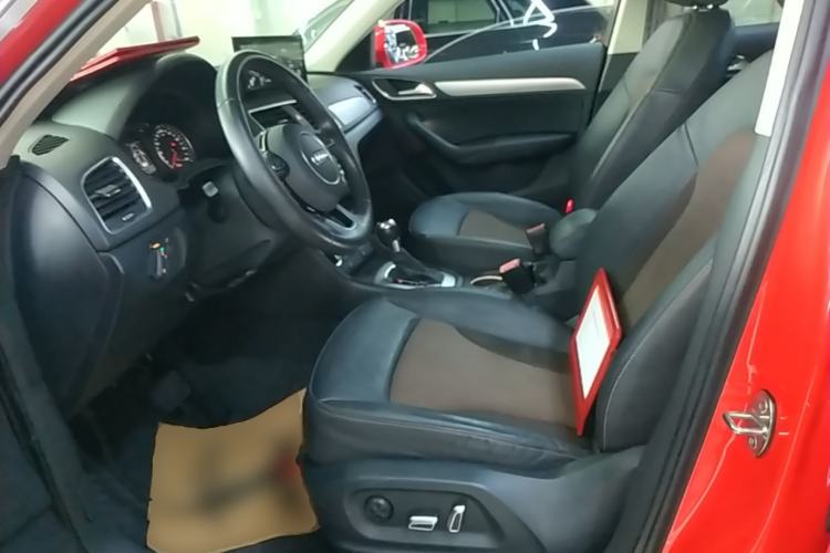Used Audi Q3 2016 30 TFSI Fashion Model Left Front Seat