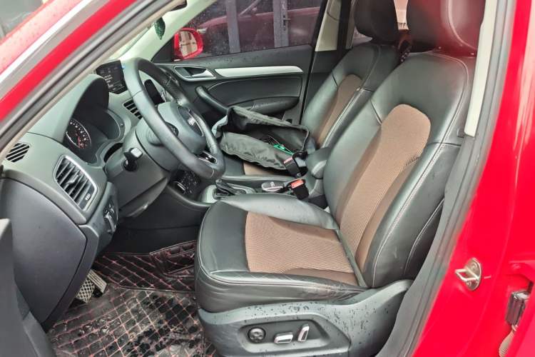 Used Audi Q3 2016 30 TFSI Fashion Model Left Front Seat